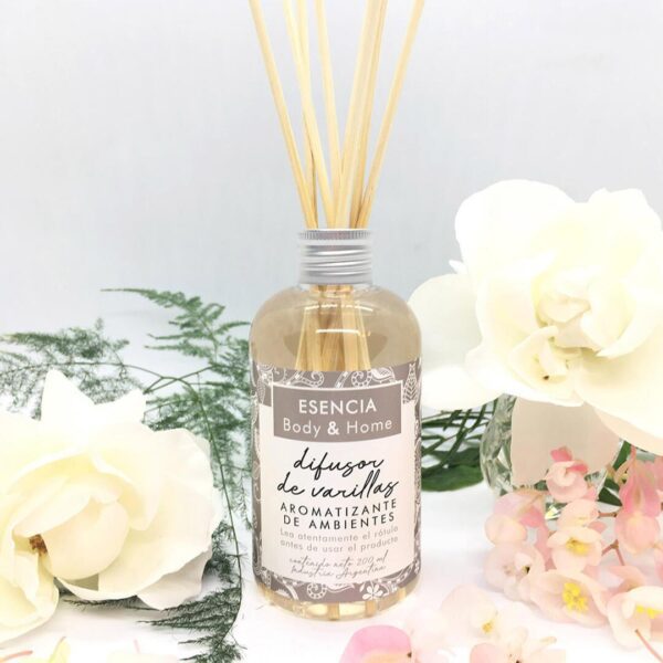 Difusor de Varillas Esencia Body and Home  200ml.