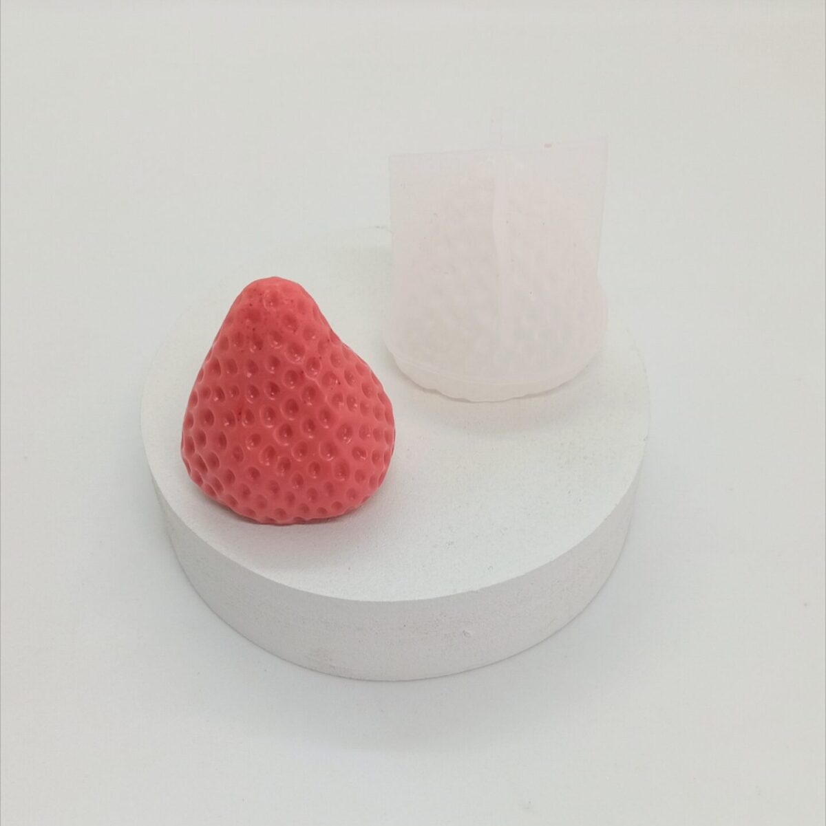 Molde Frutilla x1 - Image 1